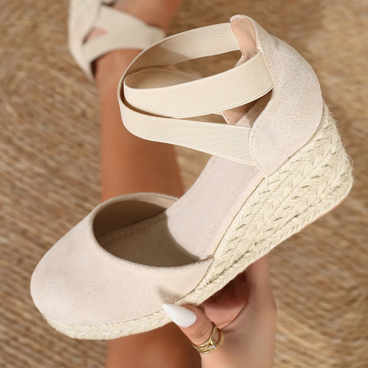 Damskie espadryle na koturnie  – Espadrille Slip On recenzja i cena